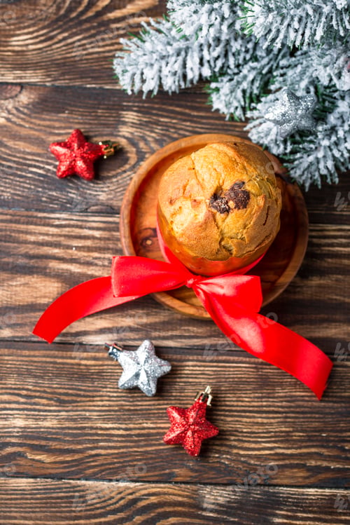 Preview: Italian traditional Christmas cake panettone