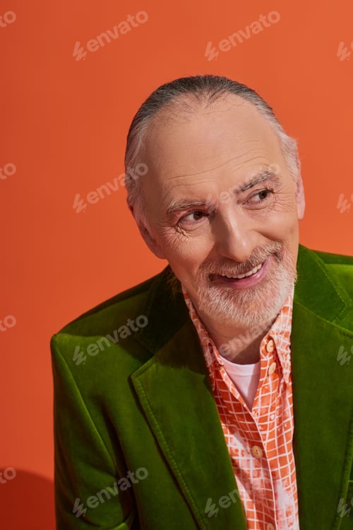 Preview: stylish aging and positive lifestyle concept, portrait of optimistic senior male model smiling