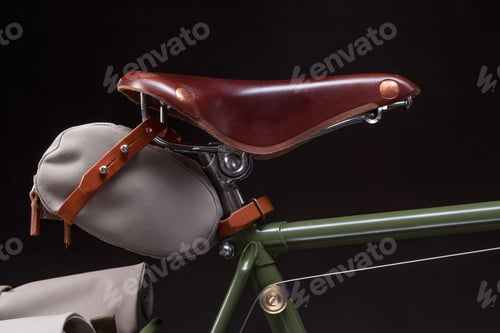 Preview: Stylish vintage bicycle saddle
