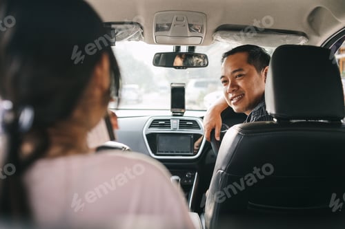 Preview: Driver Looking at The Backseat