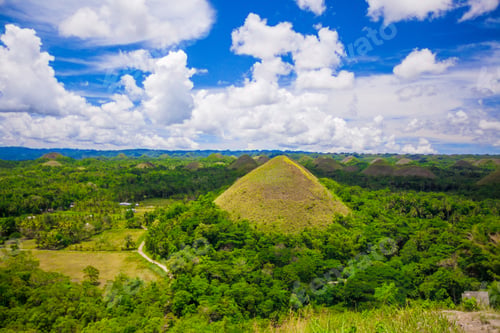 Preview: Green juicy and colorful Chocolate Hills in Bohol, Philippines