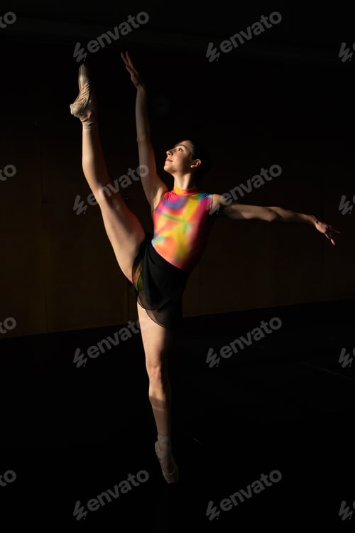 Preview: Warm-up and rehearsal of a professional ballet dancer