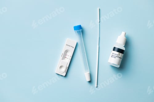 Preview: Positive Covid-19 antigen test. Coronavirus antigen rapid test.