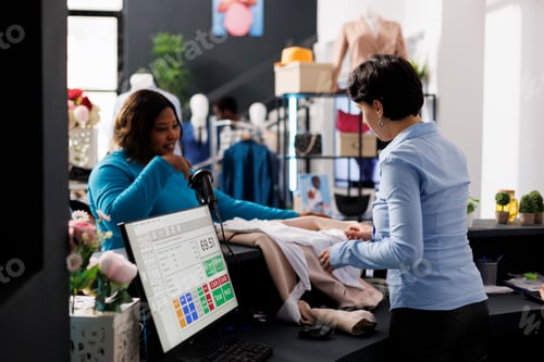 Preview: Shopper standing at counter desk