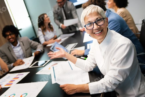 Preview: Entrepreneurs and business people conference in modern meeting room