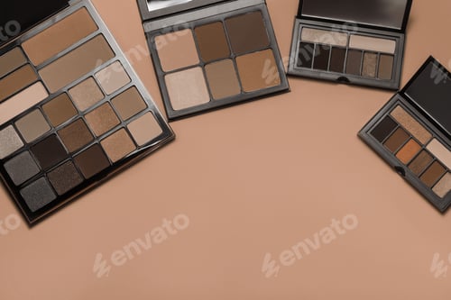 Preview: Palette of colorful eyeshadows from high view