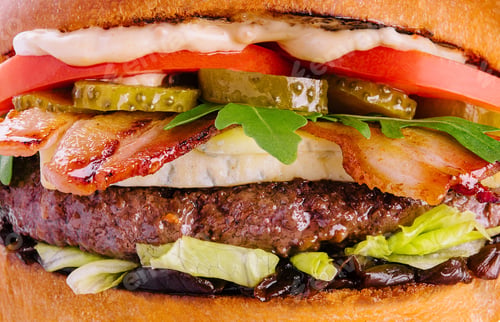 Preview: Bacon cheese burger with beef patty tomato cucumber