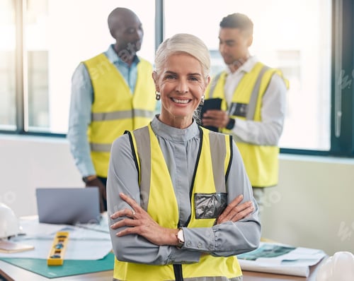 Preview: Senior woman, portrait and engineering project manager with construction gear and project blueprint