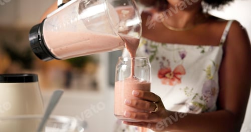 Preview: Hands, woman and pour smoothie at house with nutrition drink, detox benefits and weight loss. Afric