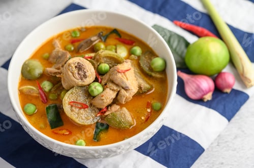 Preview: Spicy chicken stir-fried with thai eggplant.