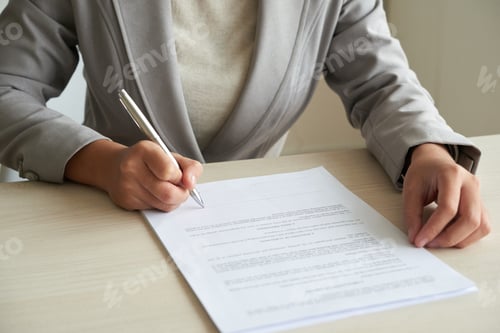 Preview: Signing agreement