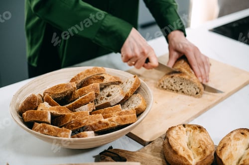 Preview: Sliced Artisan Whole Grain Bread in Bowl