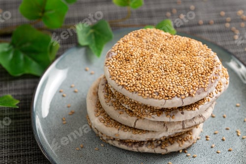 Preview: Chinese traditional style sesame pancake