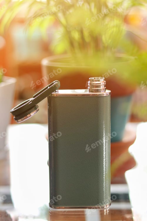 Preview: Flask On Glass