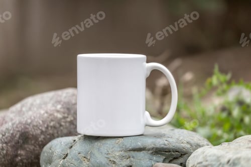 Preview: mockup, realistic, mug, advertisement