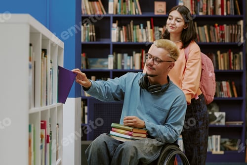 Preview: Students Engaging in Learning in Library Setting