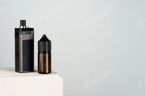 Preview: Vaping refill liquid bottle against gray background