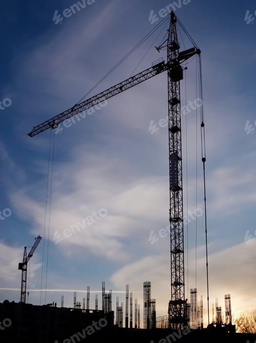 Preview: construction of a building by cranes