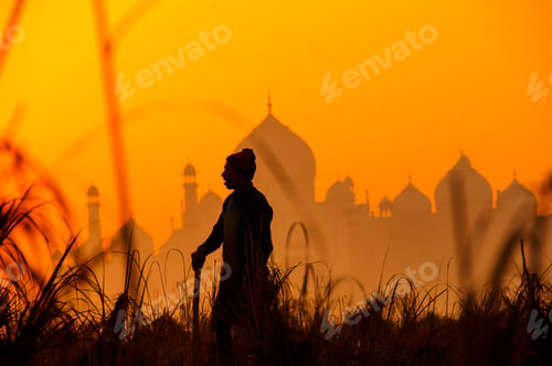 Preview: Taj Mahal at sunrise on the Yamuna River