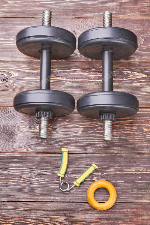 Preview: Keep balance with dumbbells