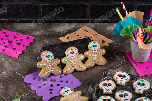 Preview: Day of the Dead cookies in shape of sugar skull