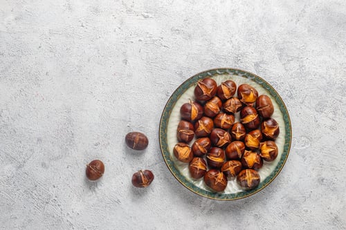 Preview: Tasty roasted organic chestnuts.