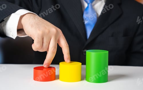 Preview: The businessman takes small steps toward improving business indicators, from small to large