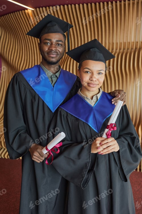 Preview: Young people at graduation ceremony