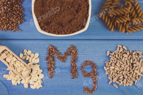 Preview: Inscription Mg and ingredients containing magnesium, vitamins and minerals. Healthy nutrition