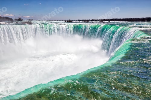 Vorschau: Majestätischer Niagara-Wasserfall
