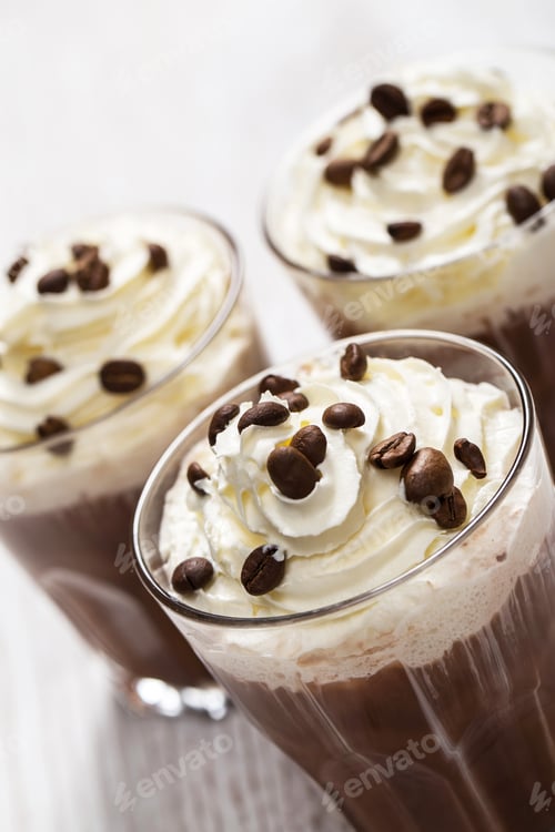 Preview: Coffee cocktail with cream foam