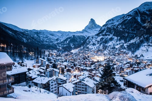 Preview: amazing view of Matterhorn peak from Zermatt
