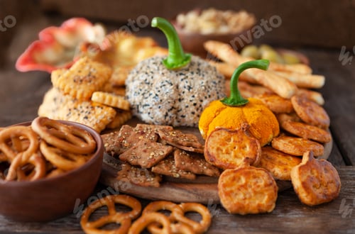 Preview: Halloween cheese platter