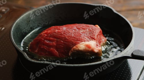 Preview: Meat frying on pan