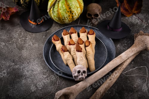 Preview: Halloween cookies in shape of witch finger
