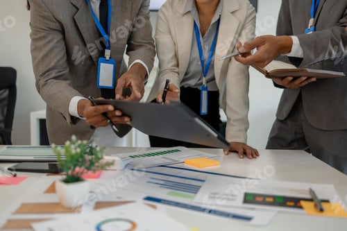 Preview: businesspeople are discussing the investment they will make together