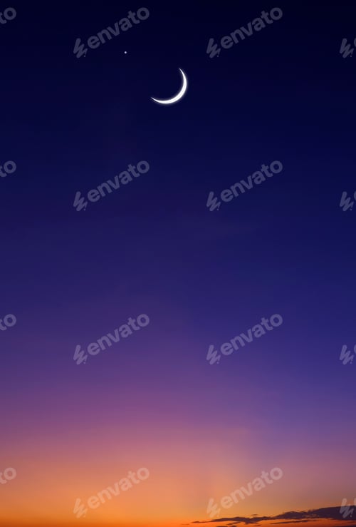 Preview: Crescent moon and star on colorful dusk sky in vertical frame, Beautiful Twilight background