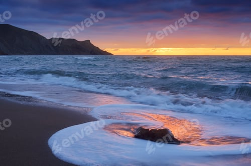 Preview: Colorful morning at the sea