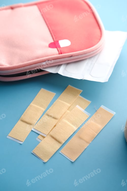 Preview: adhesive bandage and a bag on table