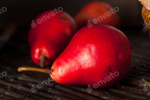 Preview: Raw Organic Red Pears