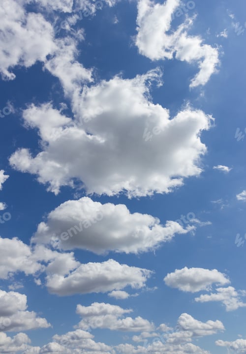 Preview: Blue sky with clouds.