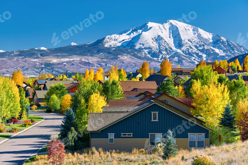 Preview: Residential neighborhood in Colorado at autumn
