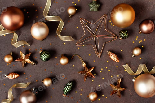 Preview: Brown Christmas Pattern with Golden Decoration