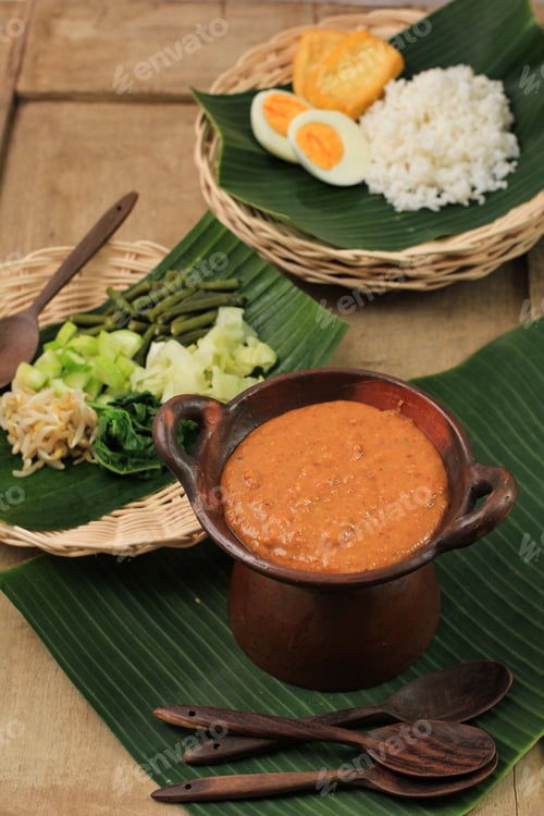 Preview: Sambal Pecel, Indonesian Peanut Spicy Paste