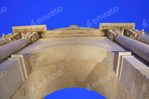 Preview: Lecce: Porta Napoli, ancient arch