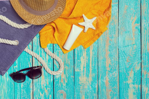 Preview: Summer holiday background with beach items