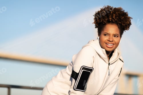 Preview: Tired Black Female Jogger Stopping To Rest After Active Training Outside