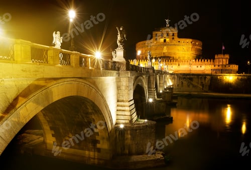 Preview: Bridge to castle Sant Angelo
