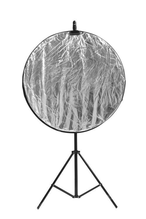 Preview: Stand with reflector isolated on white. Photo studio equipment