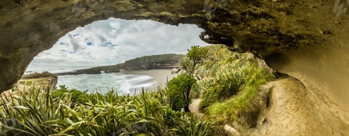 Preview: Coastal cliffs on the Truman track, close to Punakaiki and Greym